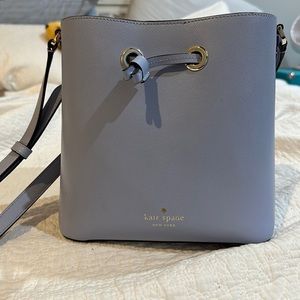 USED (IN GOOD CONDITION) Kate spade bucket bag